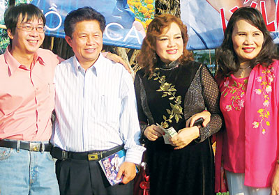 Thơ muôn năm